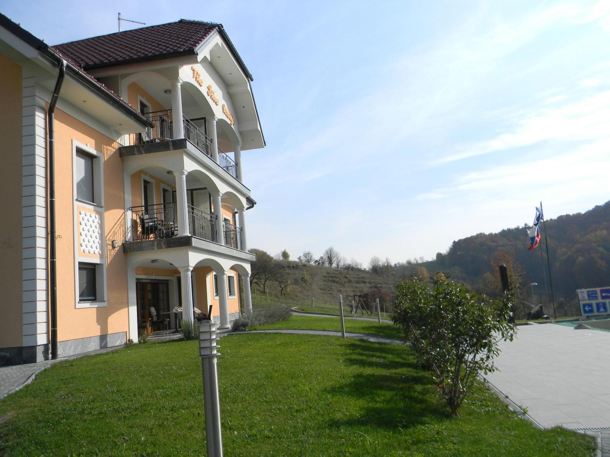 Vila Silva Marija Apartments Pisece Bagian luar foto