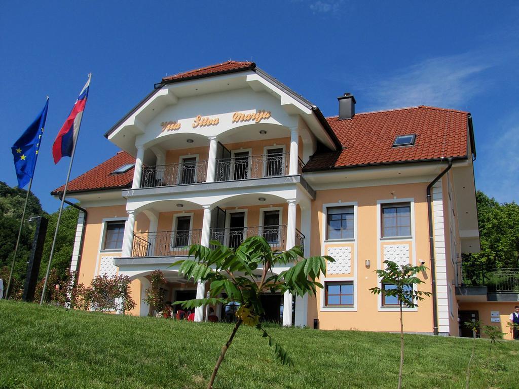 Vila Silva Marija Apartments Pisece Bagian luar foto