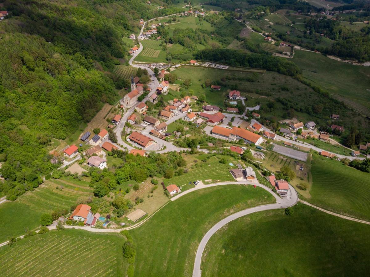 Vila Silva Marija Apartments Pisece Bagian luar foto